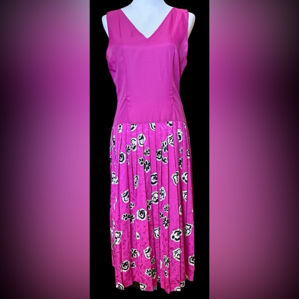 Maggie London Pink Silk Sleeveless Dress